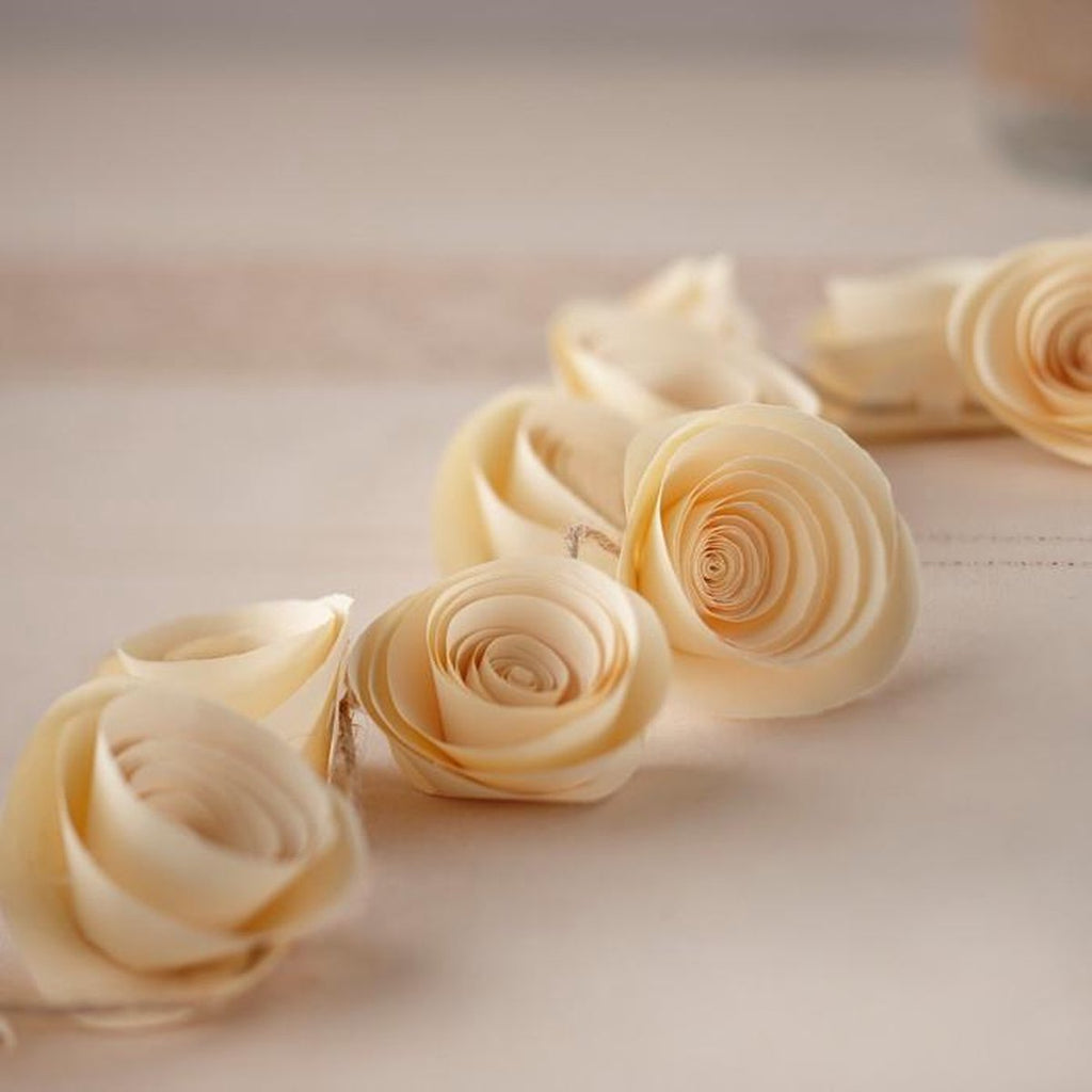 Ivory Paper Flower Garland - 15 Decorative Flowers - 1.5 Metres in Length